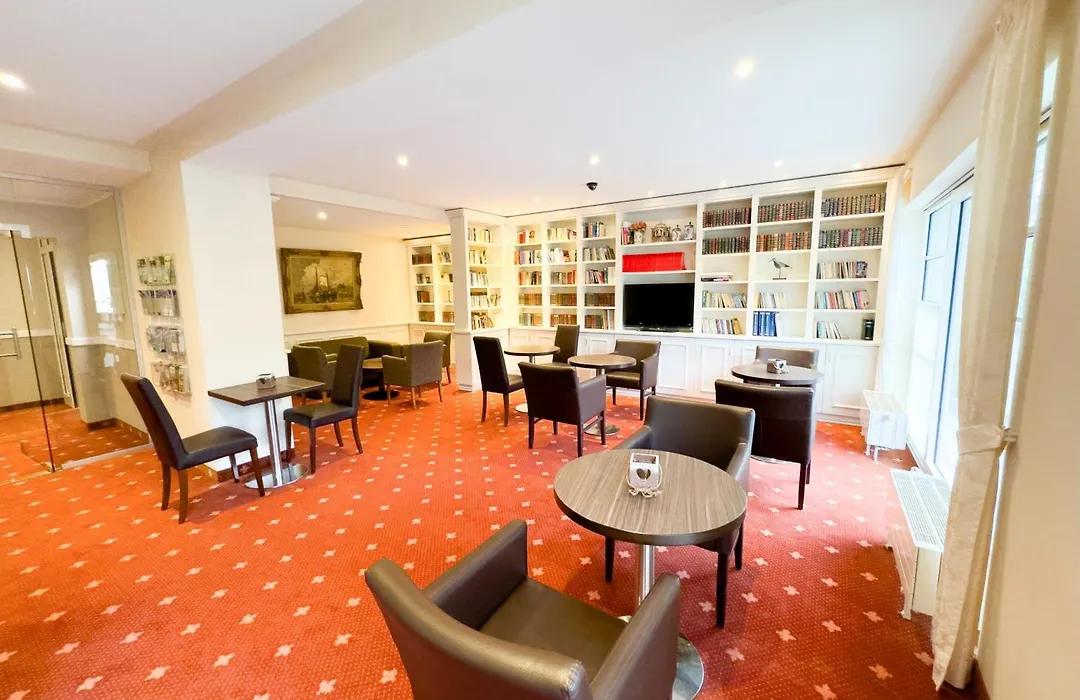 Hotel Villa Gropius-1